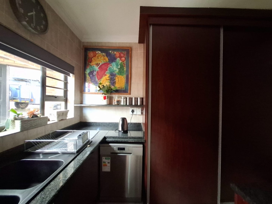 5 Bedroom Property for Sale in Cashan North West